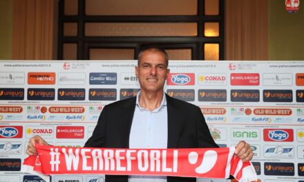 Pallacanestro Forlì 2015, Dell’Agnello sarà coach biancorosso anche la prossima stagione