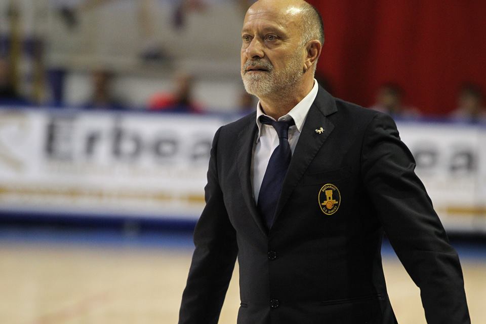 Cambio di panchina in casa Legnano Basket, esonerato coach Sacco