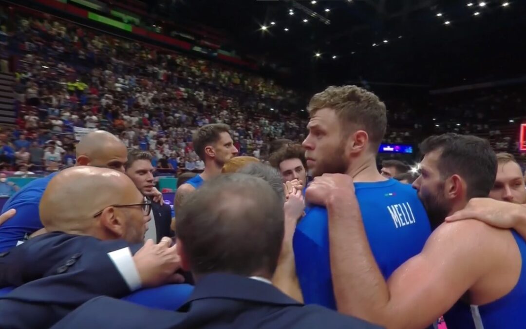 Eurobasket, l’Italia chiude al meglio il girone e travolge la Gran Bretagna: agli ottavi c’è la Serbia