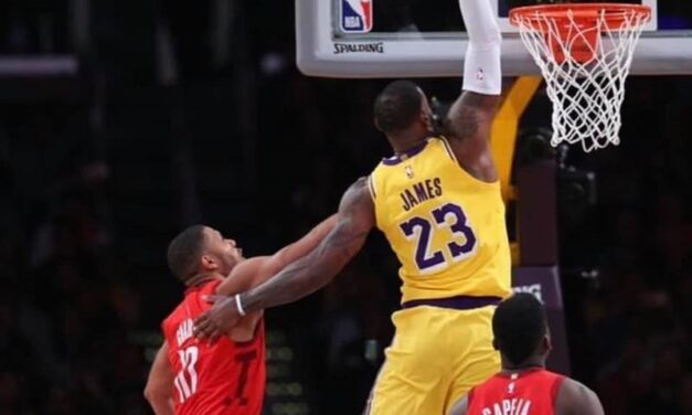 I nuovi Lakers di LeBron James stentano a decolarre