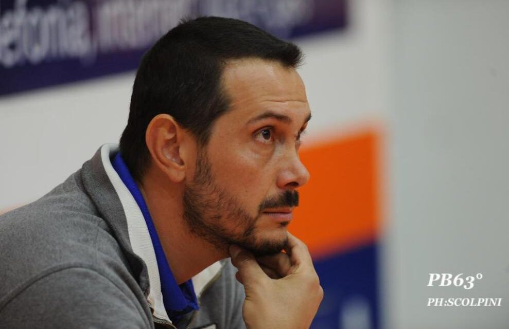 Virtus Arechi Salerno, coach Menduto: “Orgoglioso del cammino della squadra. Per i playoff scommetto sui miei ragazzi!”