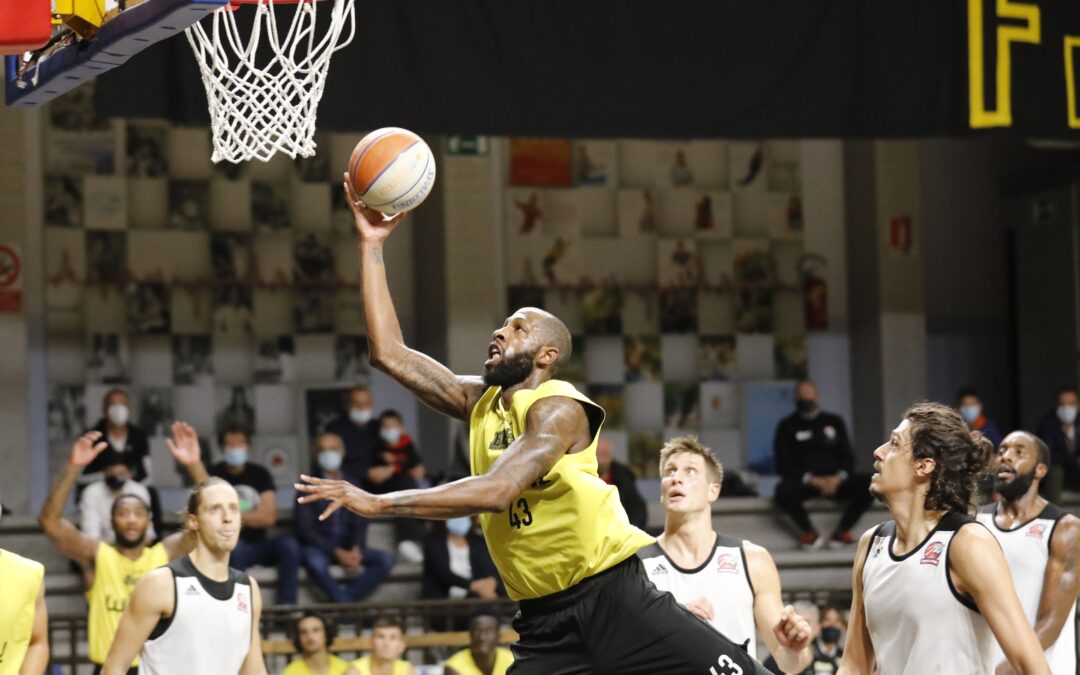 Basket Bergamo, inizia male il cammino in Supercoppa
