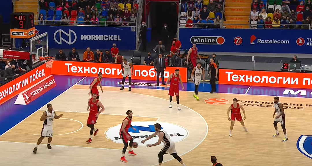 EuroLeague, difesa super dell’Olimpia. CSKA battuto 57-67